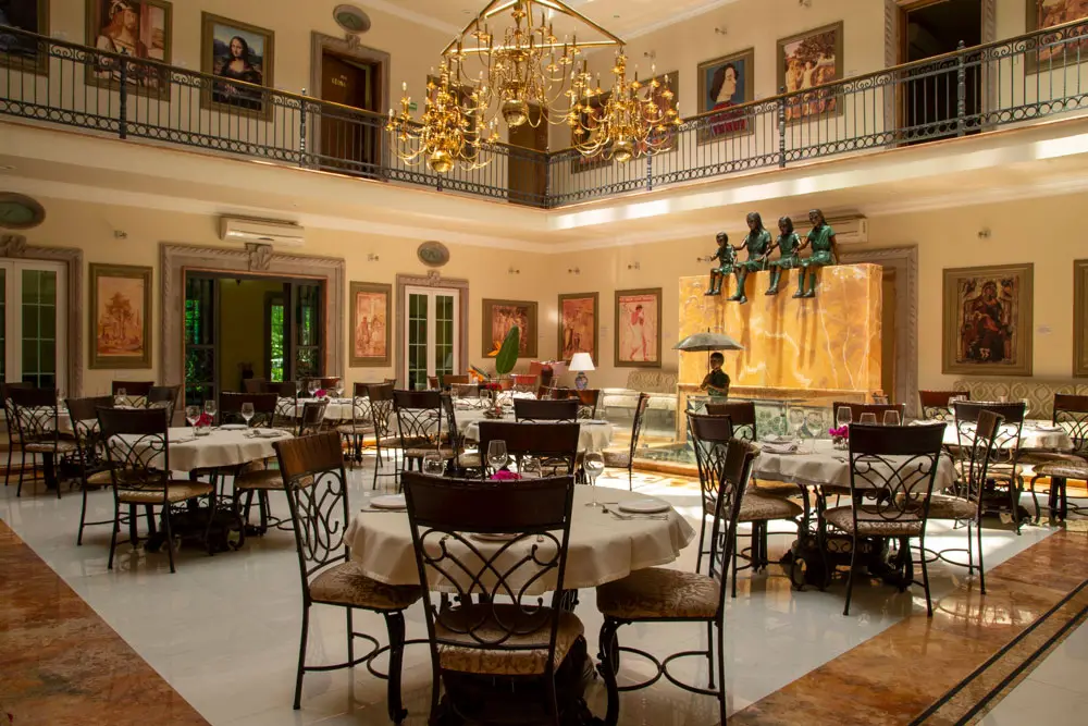 Comedor del hotel boutique The Lorian Club
